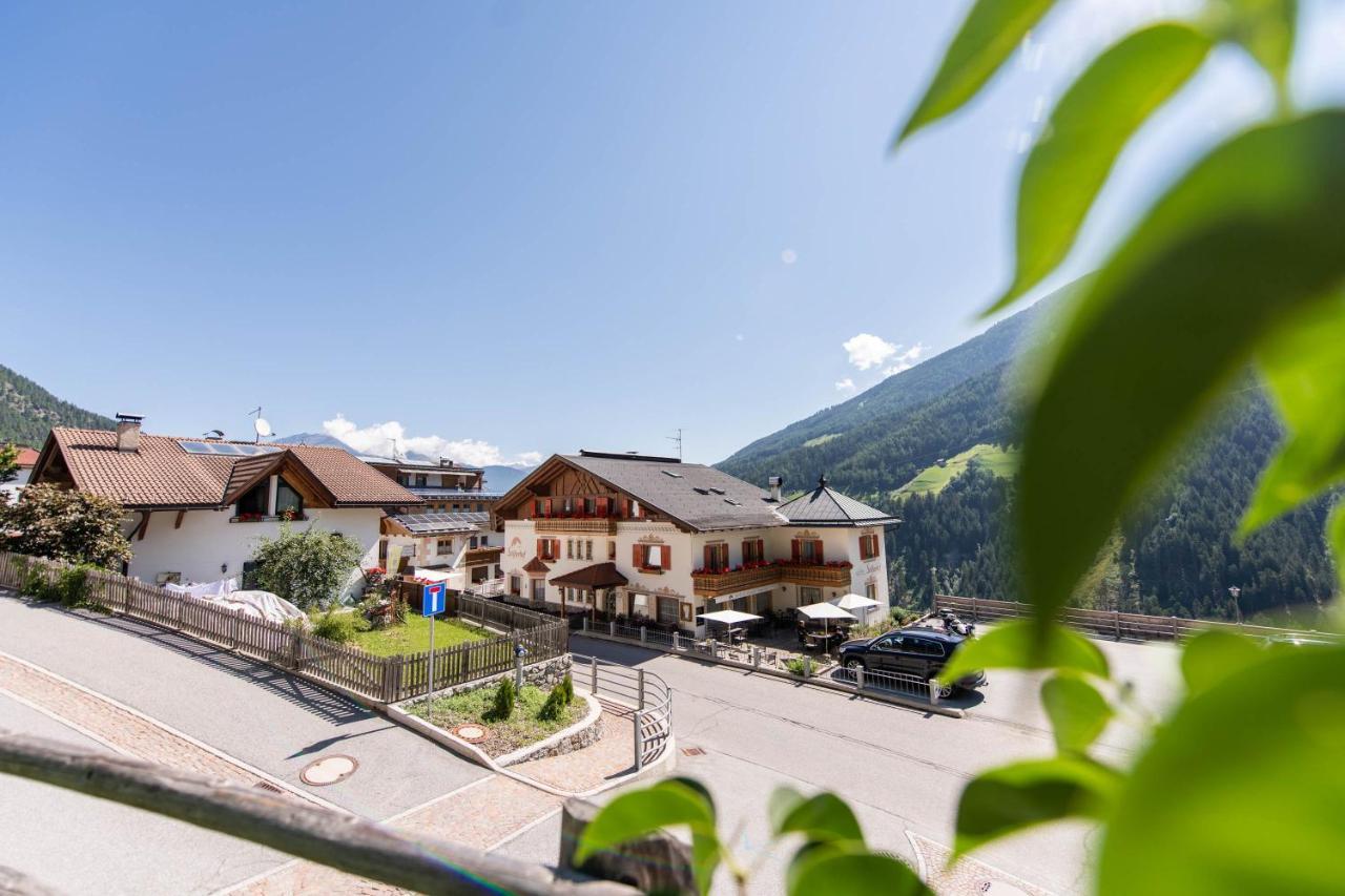 Hotel Stilfserhof Luaran gambar